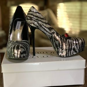 Steve Madden Sequin heels